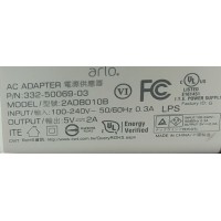 ADAPTADOR AC  ARLO / NUMERO DE PARTE 2ADB010B / 332-50069-03 / ENTRADA: 100-240V AC / SALIDA: 5V CD - 2A